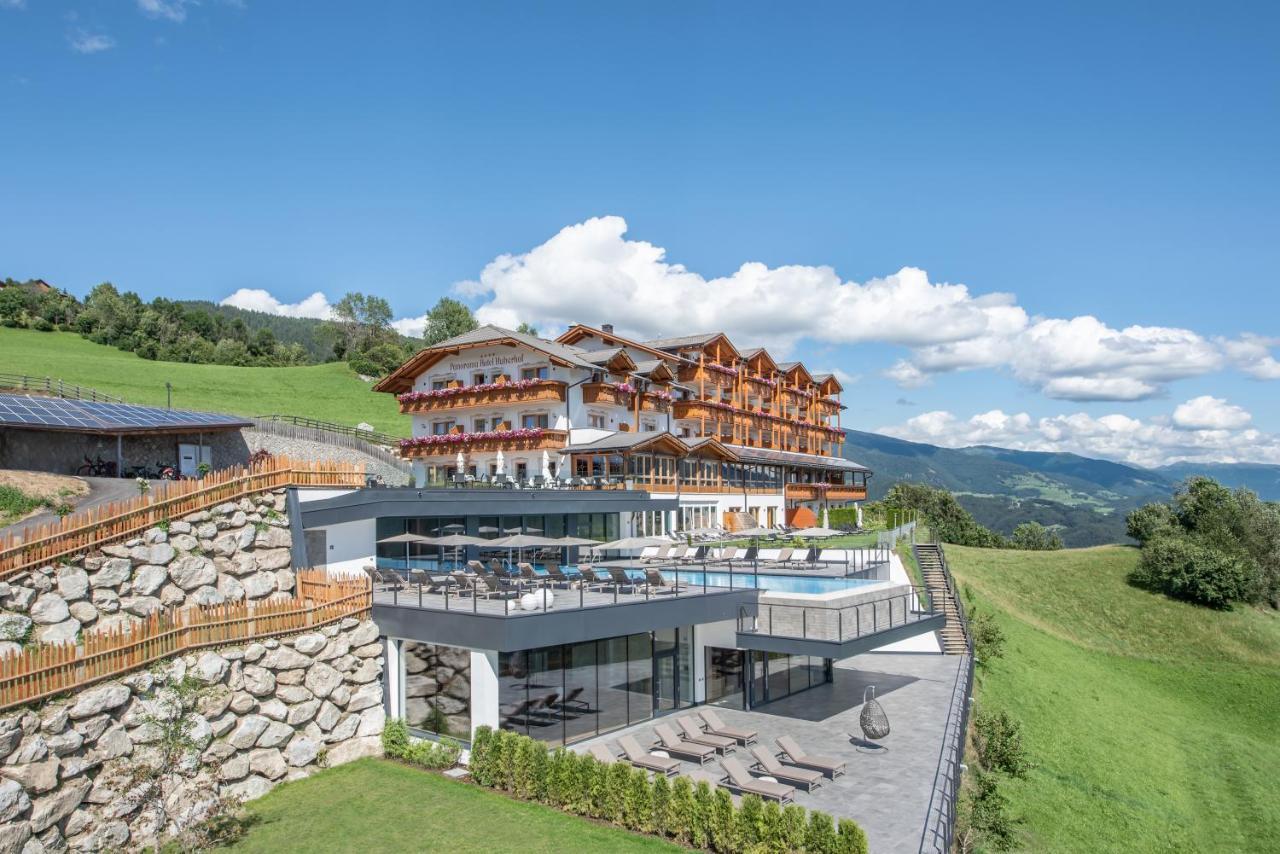 Panoramahotel Huberhof Maranza Exterior photo