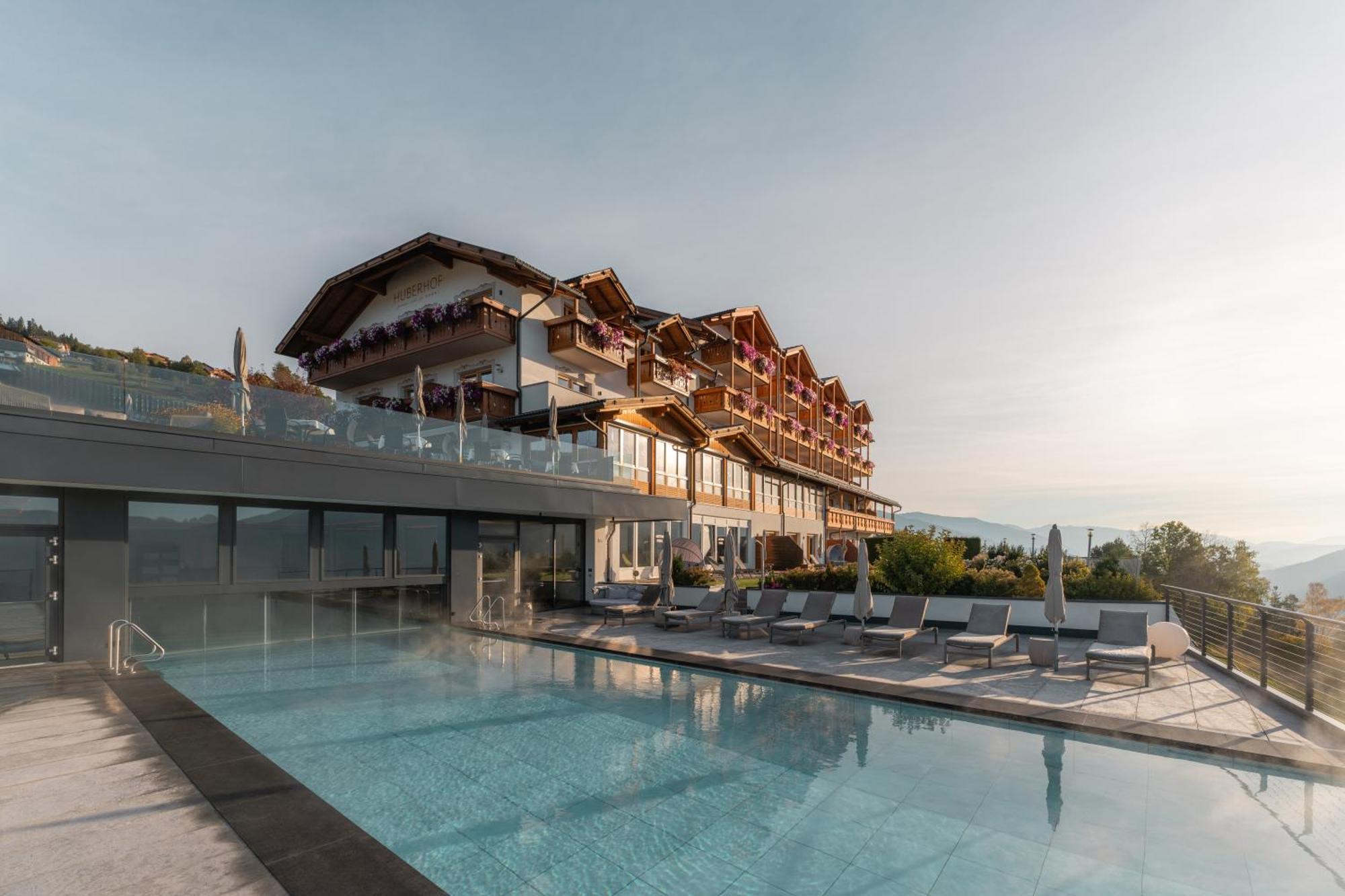 Panoramahotel Huberhof Maranza Exterior photo